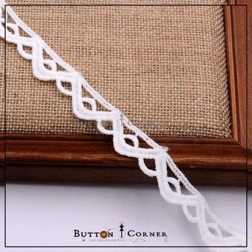 [ALN319-WHITE] One Side Border Shuttle Lace