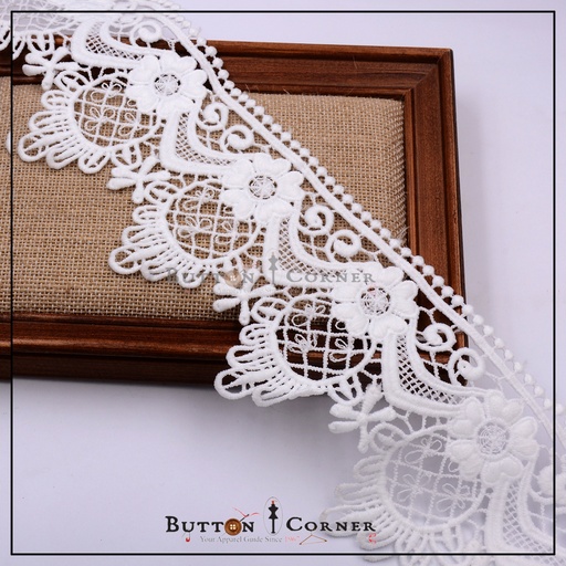 [ALN323 WHITE] One Side Border Shuttle Lace