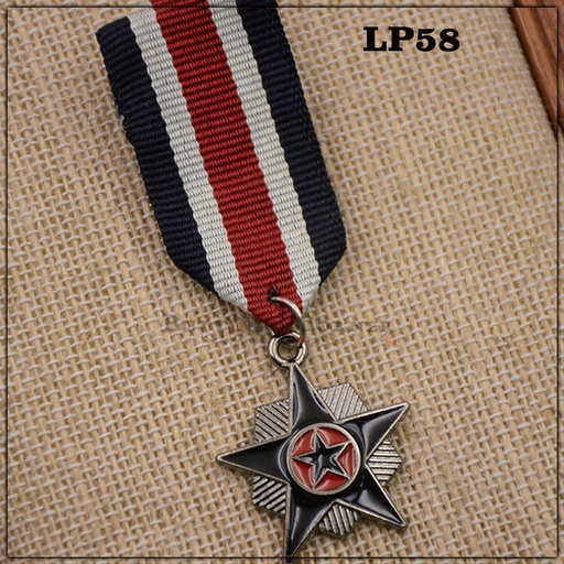 [LP58 MULTI] Commemorative Honour Brooch