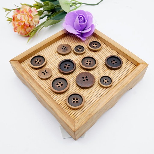 Classic Raised Border 4-Hole Wooden Button