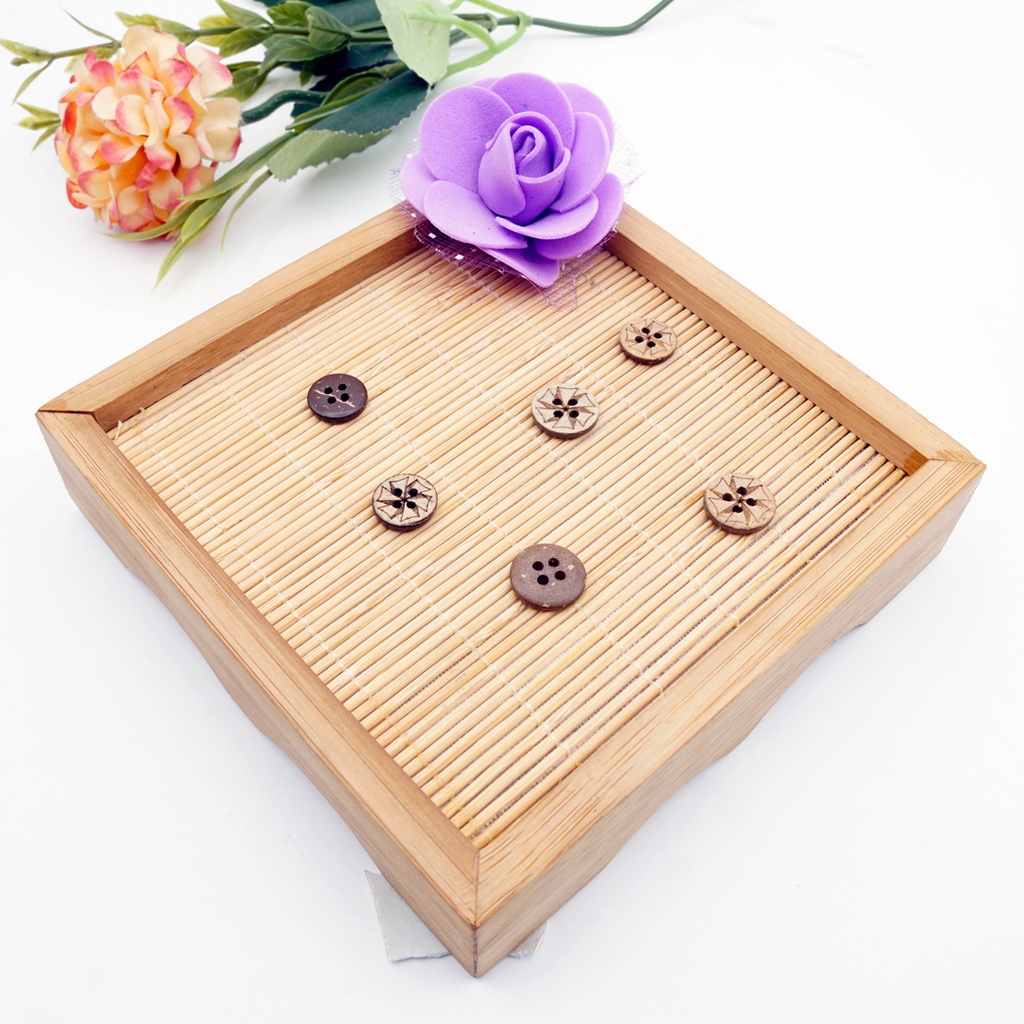 Engrave Wind 4 Hole Coconut Button