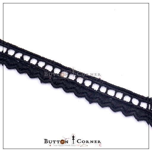 One Side Border Shuttle Lace