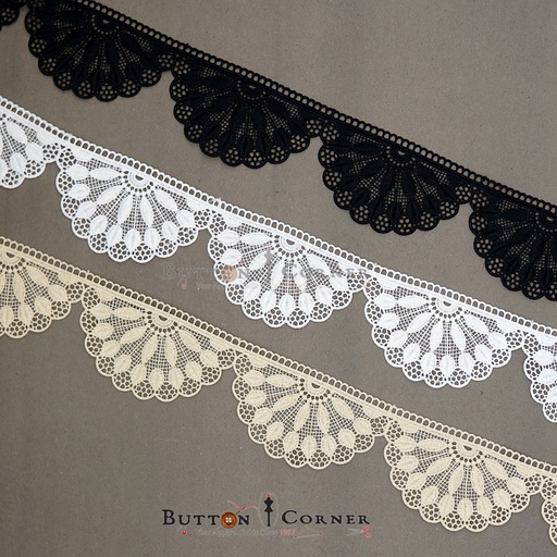 One Side Border Shuttle Lace