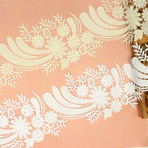Blossom Design Shuttle Lace