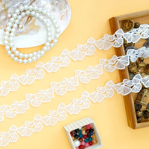 [83763-3 WHITE] Applique Shuttle Lace