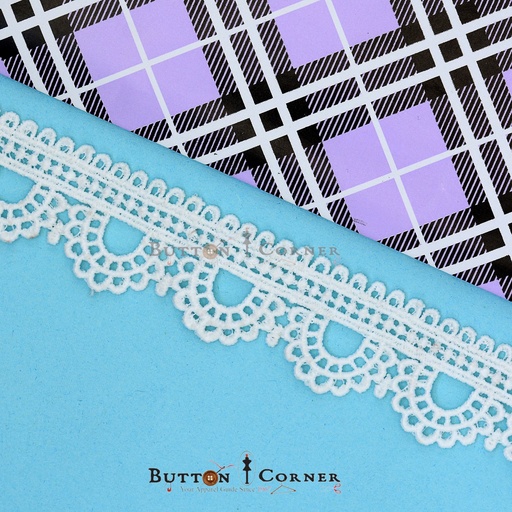 One Side Border Shuttle Lace