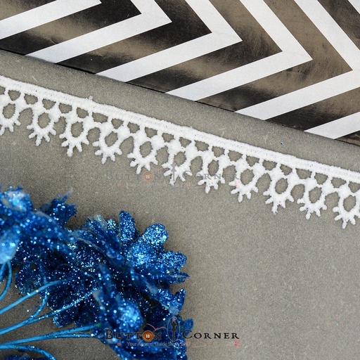 [20885-WHITE] One Side Border Shuttle Lace
