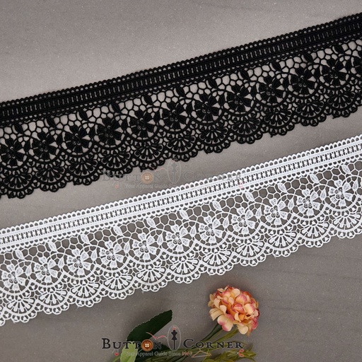 One Side Border Shuttle Lace
