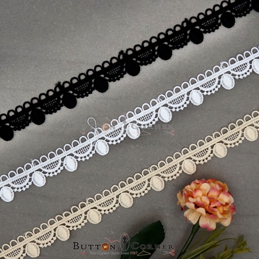 One Side Border Shuttle Lace