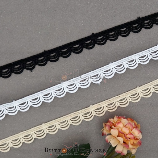 One Side Border Shuttle Lace