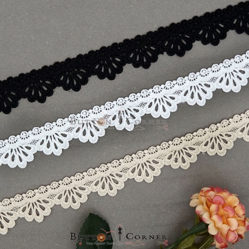 One Side Border Shuttle Lace