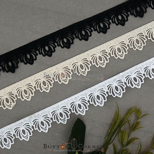 One Side Border Shuttle Lace