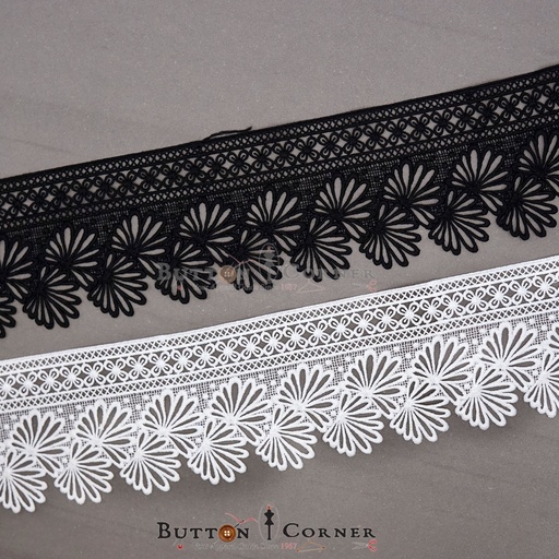One Side Border Shuttle Lace