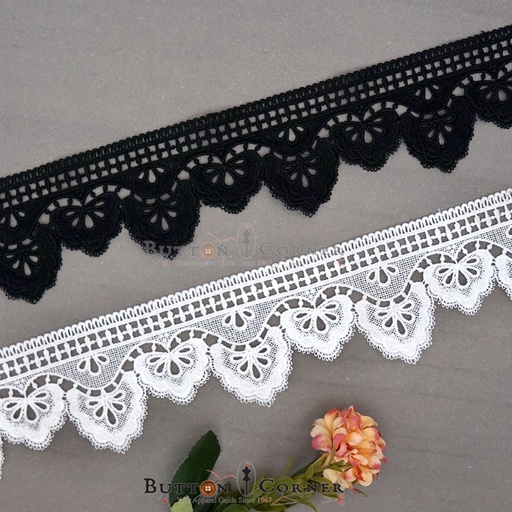 One Side Border Shuttle Lace