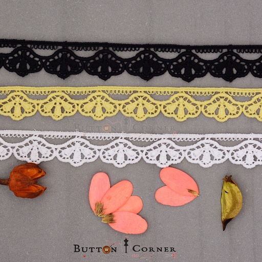 One Side Border Shuttle Lace
