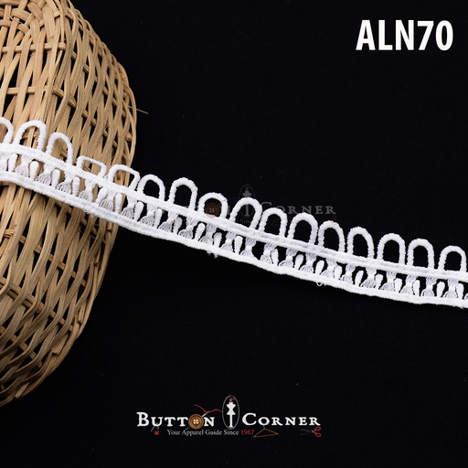 [ALN70-WHITE] One Side Border Shuttle Lace