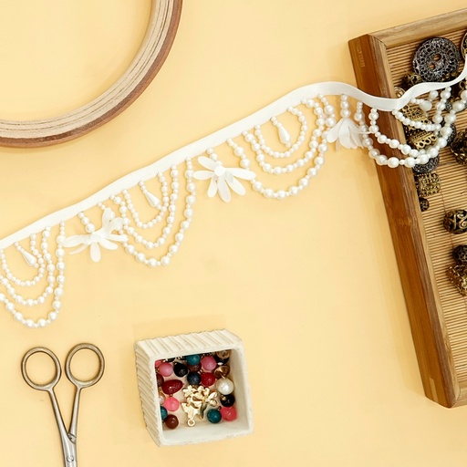 [PRL40 WHITE] Mini Garland Shape Pearl Hanging Lace