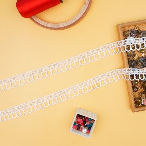 One Side Border Shuttle Lace
