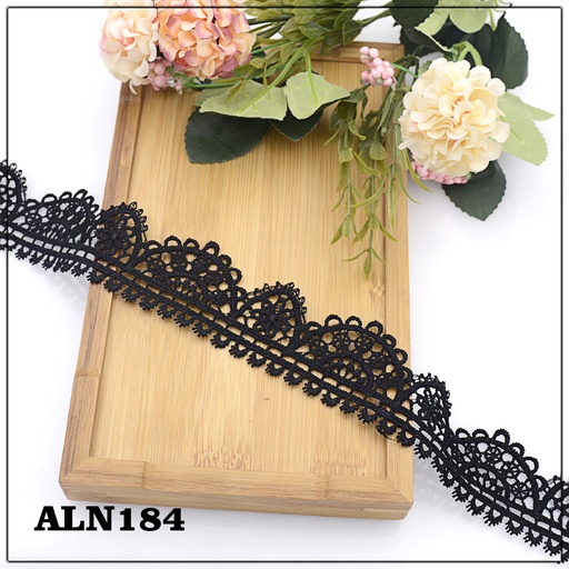 [ALN184-BLACK] One Side Border Shuttle Lace