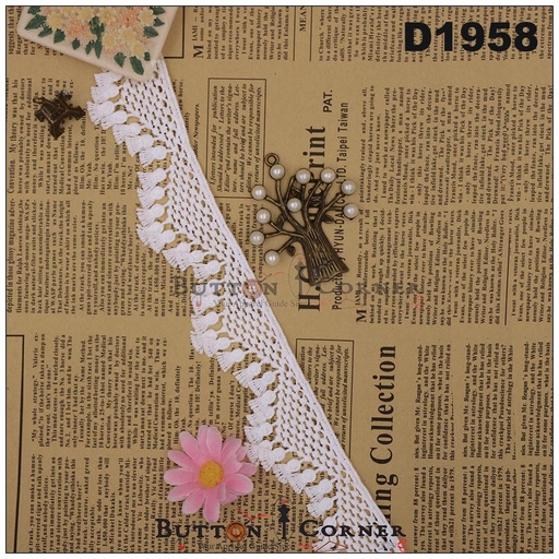 One Side Border Shuttle Lace