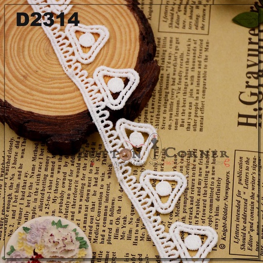 One Side Border Shuttle Lace