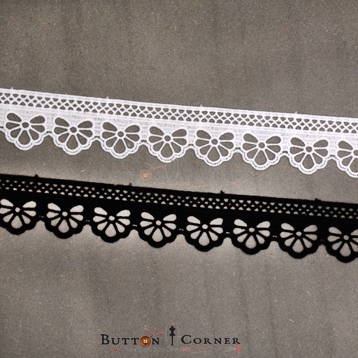 One Side Border Shuttle Lace