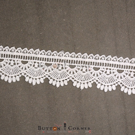 [21084-WHITE] One Side Border Shuttle Lace