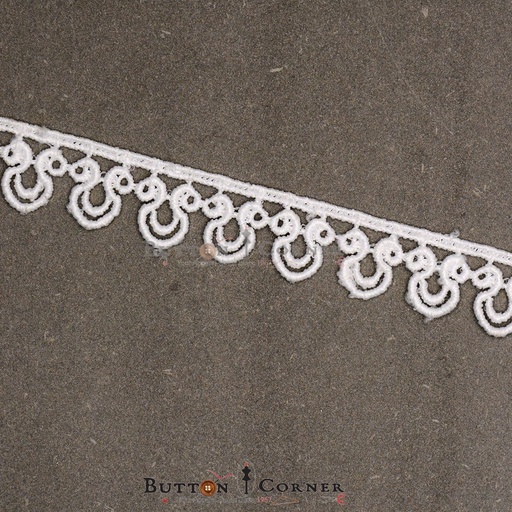 [21145 WHITE] One Side Border Shuttle Lace
