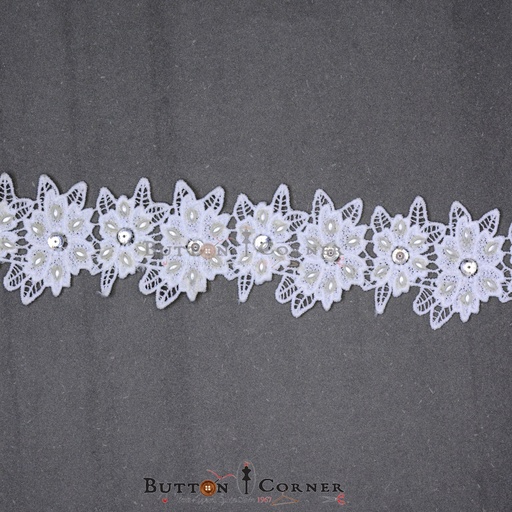 [MYB431-WHITE] Fancy Glass Beads & Stone Shuttle Lace