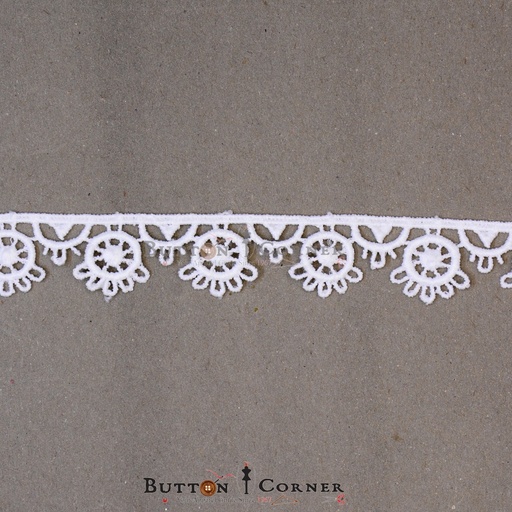 [20862 WHITE] One Side Border Shuttle Lace