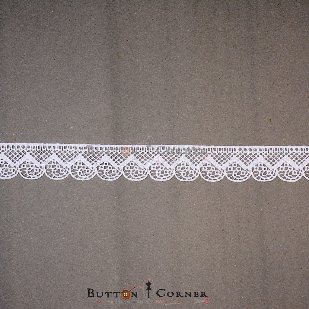 One Side Border Shuttle Lace