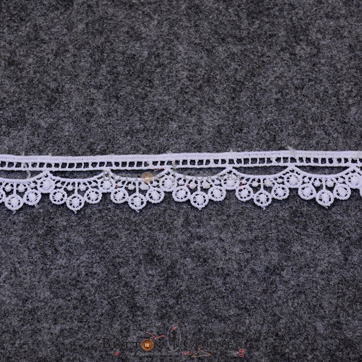 One Side Border Shuttle Lace