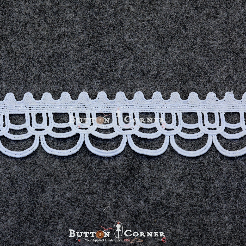 One Side Border Shuttle Lace