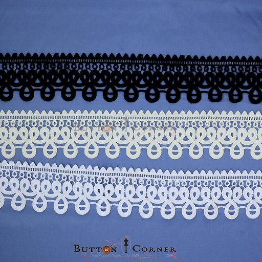 One Side Border Shuttle Lace